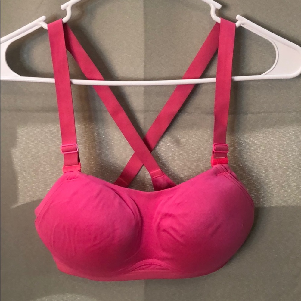 ✨LAST CHANCE✨ Hot pink VSX sports bra